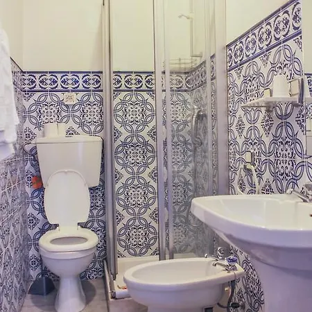 Solar Da Charneca Otel 2*