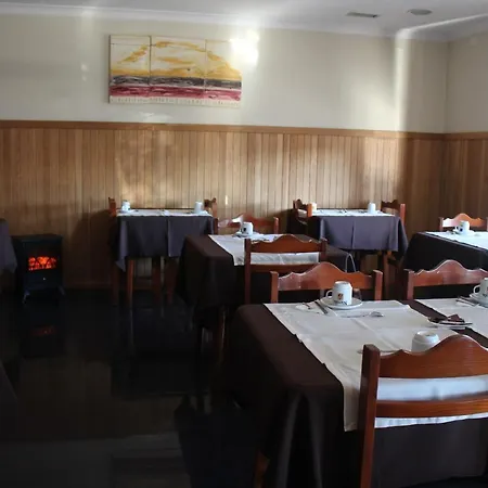 Solar Da Charneca 酒店 莱里亚