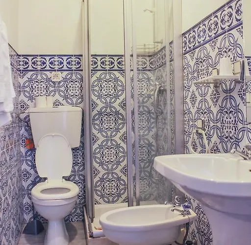 Solar Da Charneca Hotel 2*