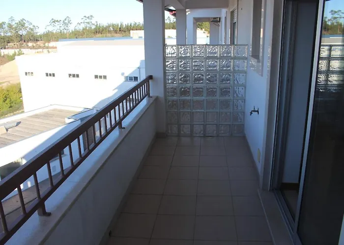 Hotel Solar Da Charneca 2*